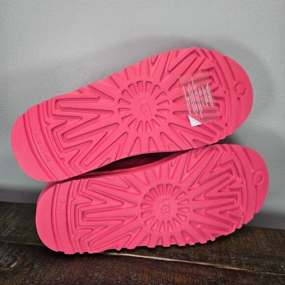 NEW UGG Neumel Womens Size 7 Fuzzy Warm Chukka Boots Shoes Slippers Pink - Picture 9 of 12